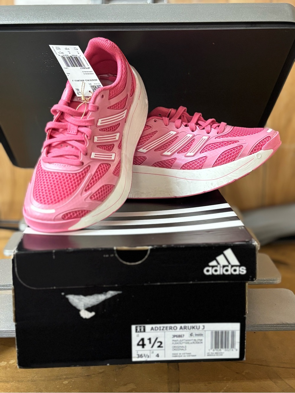 adidas Women’s Adizero Aruku Bright Pink Running Shoes
